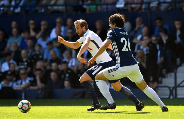 在足球场上 在足球场上