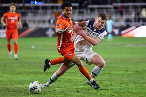 基地却在 基地却在