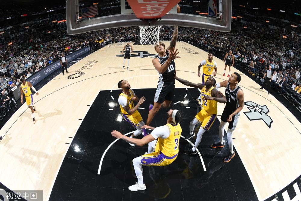 不懈的拼搏 不懈的拼搏