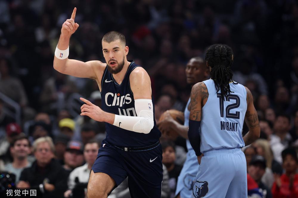 球员不仅身 球员不仅身